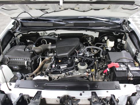 Used 2023 Toyota Tacoma SR image 36