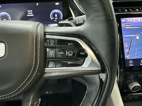 Used 2021 Jeep Grand Cherokee L Overland w/ Advanced Protech Group III image 30