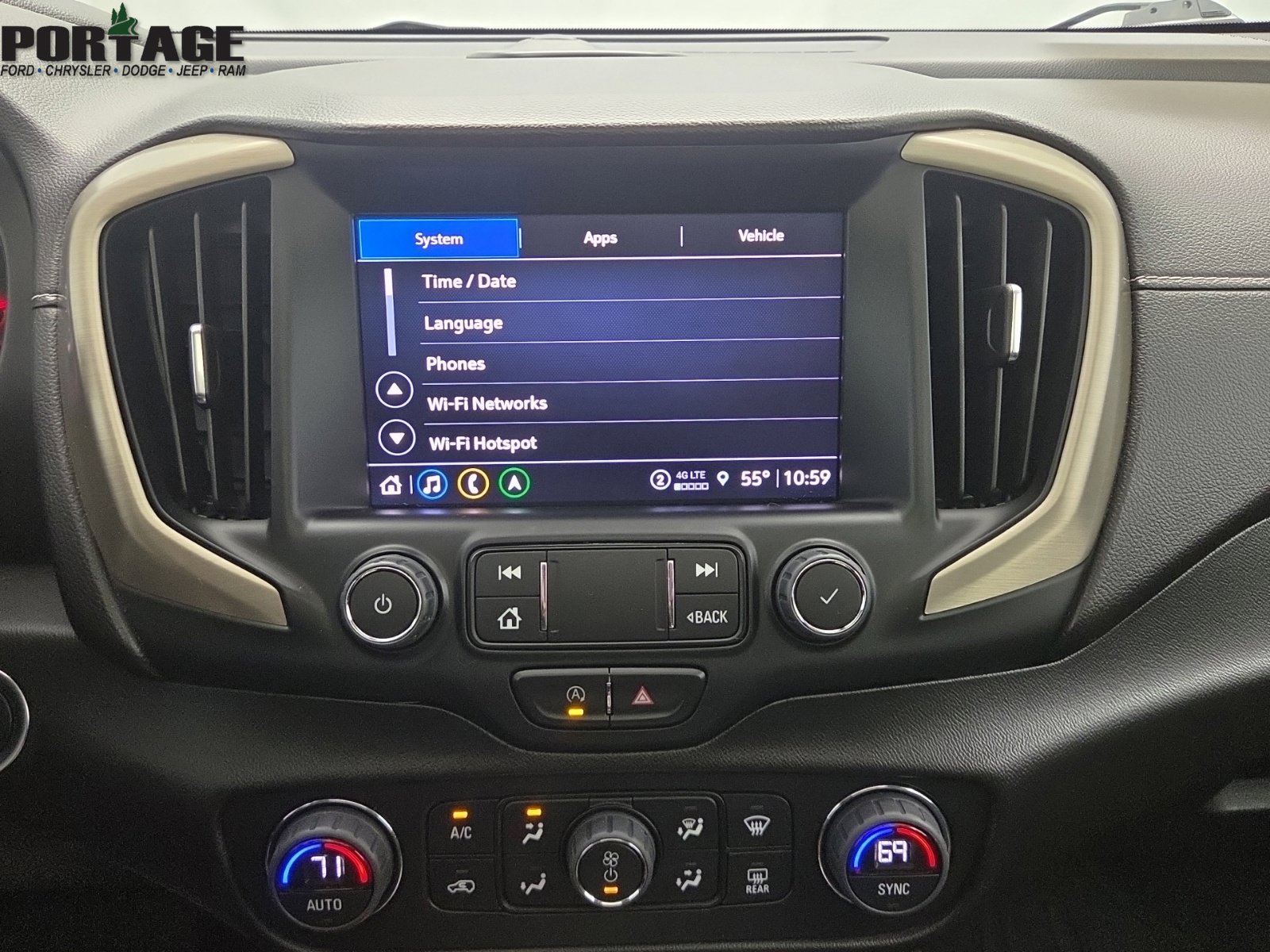 Used 2023 GMC Terrain Denali w/ LPO, Floor Liner Package AWD/4WD image 31