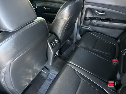 Used 2025 Hyundai Santa Cruz SEL AWD/4WD image 14