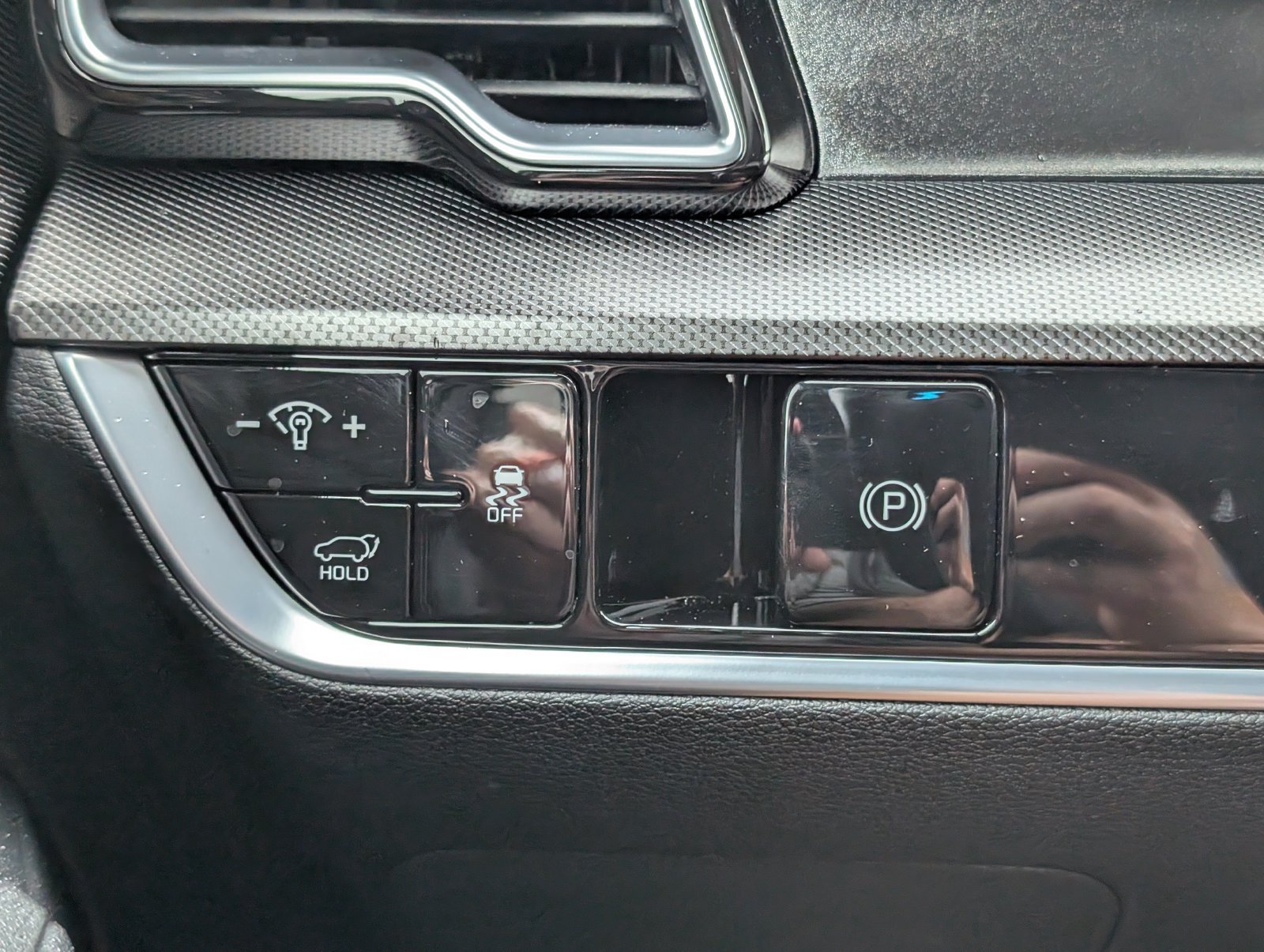 Used 2025 Kia Sportage SX FWD image 15