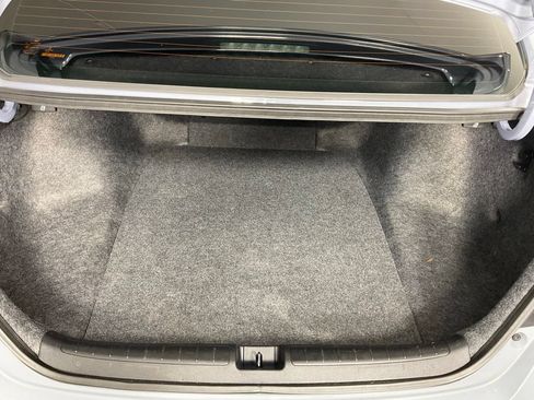 Used 2022 Honda Accord Sport image 11