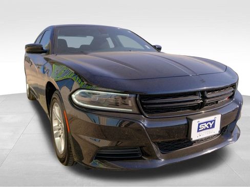Used 2023 Dodge Charger SXT image 11