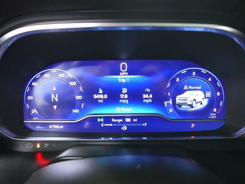 Used 2023 Chevrolet Tahoe High Country w/ Premium Package image 18