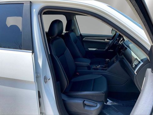 Used 2021 Volkswagen Atlas SE FWD image 30