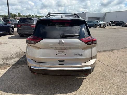 Used 2026 Nissan Rogue Platinum w/ Platinum Premium Package AWD/4WD image 5