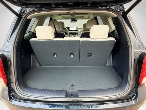 Used 2023 Hyundai Palisade Limited image 26