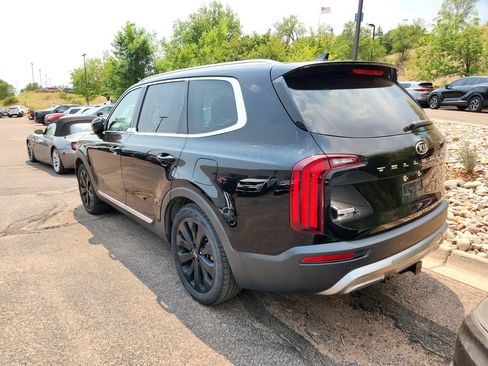 Used 2021 Kia Telluride EX w/ EX Premium Package AWD/4WD image 16