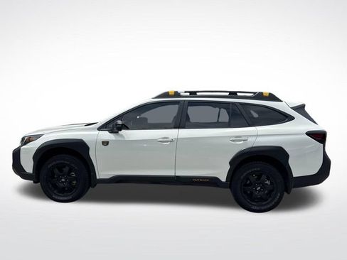Used 2025 Subaru Outback Wilderness AWD/4WD image 2