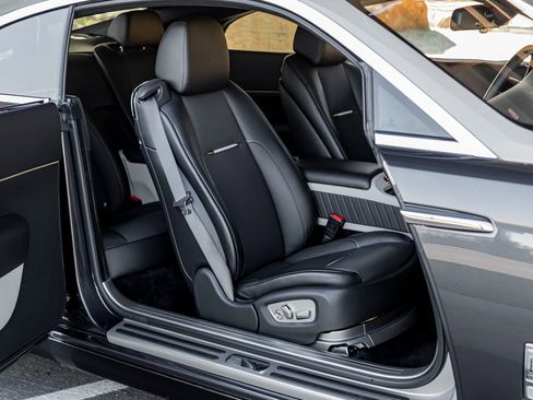 Certified 2020 Rolls-Royce Wraith image 26