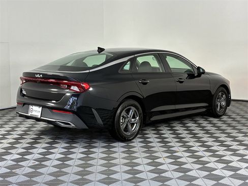Used 2022 Kia K5 LX image 7