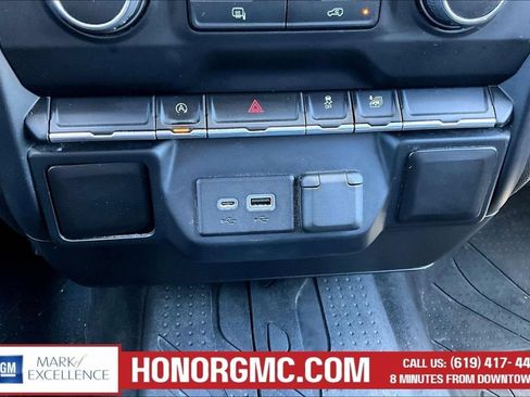 Used 2019 Chevrolet Silverado 1500 LT RWD image 18