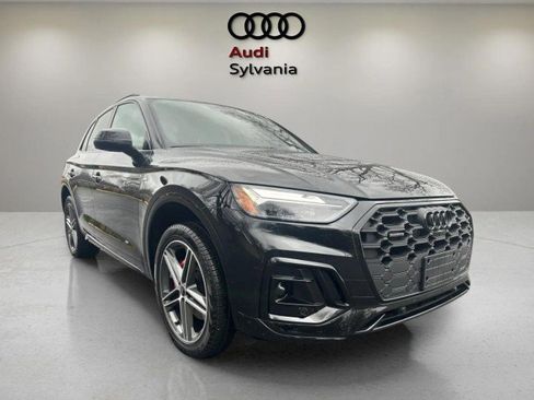 Certified 2025 Audi Q5 e Premium Plus w/ Premium Plus Package image 1