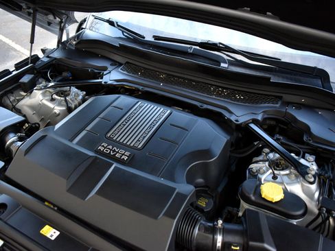 Used 2014 Land Rover Range Rover Autobiography image 46