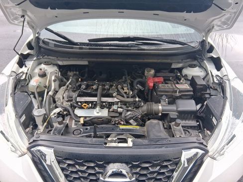 Used 2020 Nissan Kicks S image 25