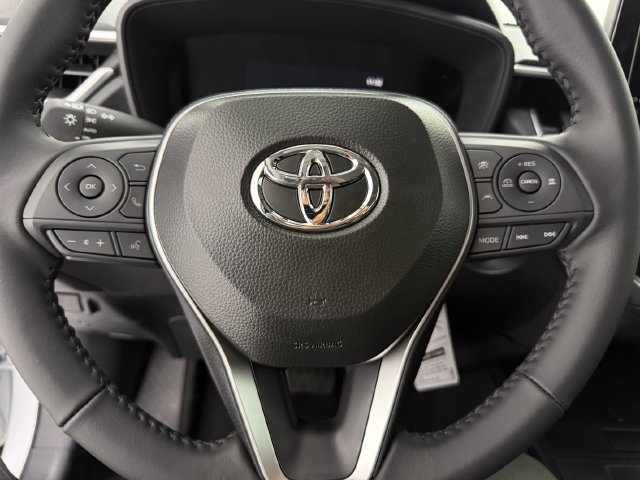 New 2026 Toyota Corolla Cross LE w/ Moonroof Package FWD image 9