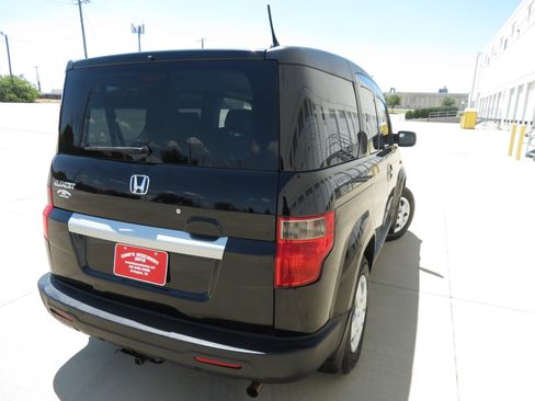 Used 2010 Honda Element LX image 4