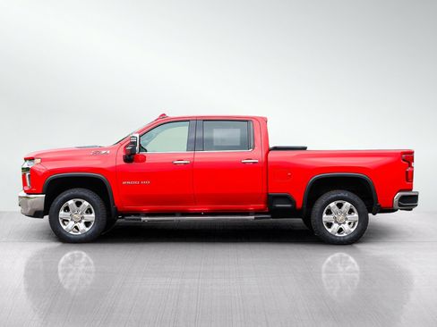 Used 2022 Chevrolet Silverado 2500 LTZ AWD/4WD image 3