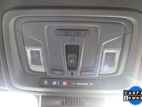 Used 2025 Chevrolet Silverado 2500 High Country w/ Technology Package image 25