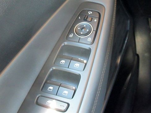 Used 2023 Hyundai Santa Fe Limited AWD/4WD image 31