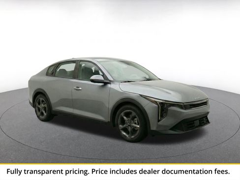 Used 2025 Kia K4 FWD image 1