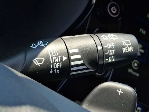 Used 2023 Buick Envision Preferred AWD/4WD image 26