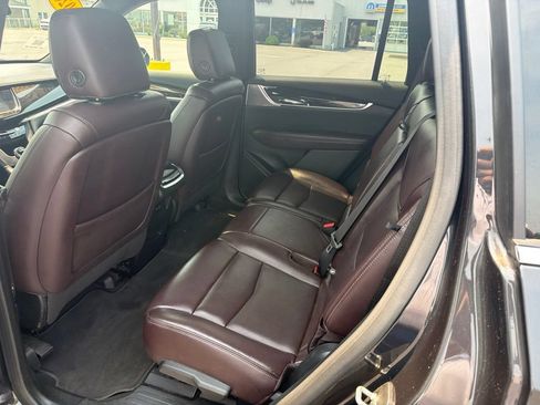 Used 2020 Cadillac XT6 Premium Luxury AWD/4WD image 10