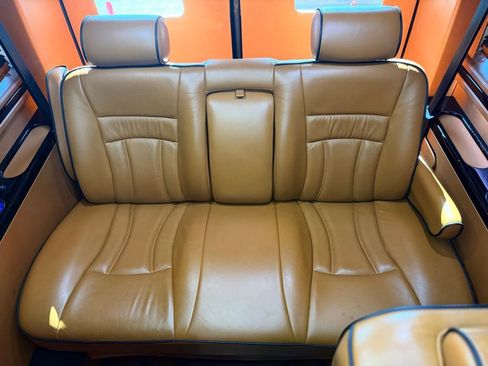 Used 2015 Mercedes-Benz Sprinter 2500 image 42