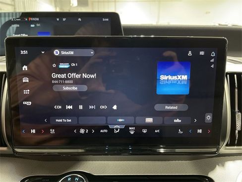 New 2025 Ford Expedition Active image 16