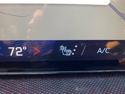 New 2026 Chevrolet Traverse Z71 w/ Driver Confidence Package image 11