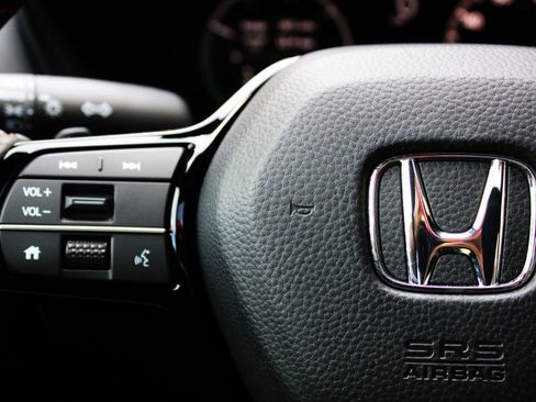 Used 2025 Honda CR-V Sport Touring image 33