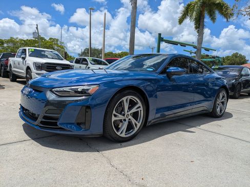 Used 2023 Audi e-tron GT Premium Plus AWD/4WD image 7