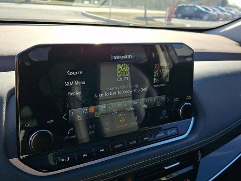 Used 2023 Nissan Rogue SL w/ SL Premium Package image 18