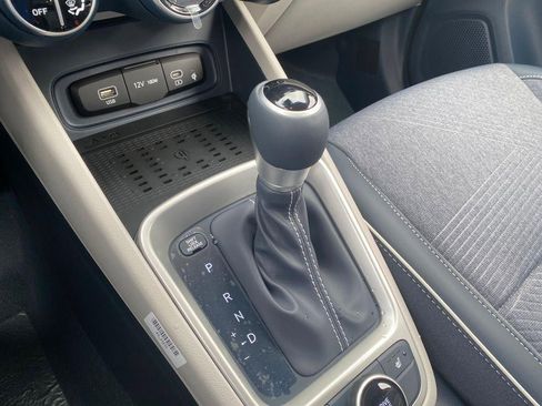 New 2026 Hyundai Venue SEL image 17