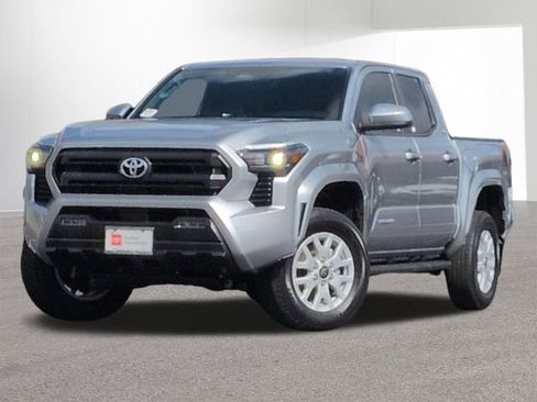 Certified 2024 Toyota Tacoma SR5 AWD/4WD image 1