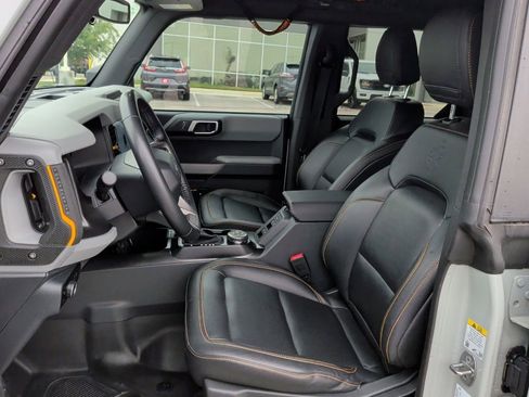 Used 2023 Ford Bronco Badlands AWD/4WD image 11