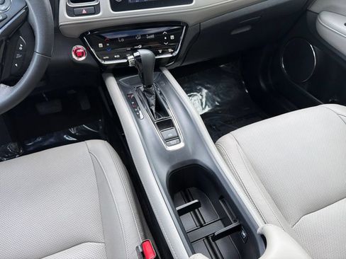 Certified 2022 Honda HR-V EX-L image 16