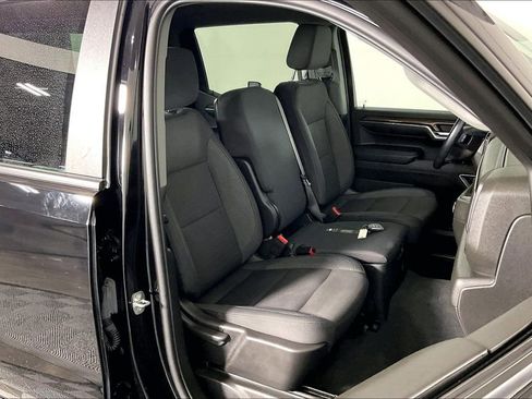 Used 2024 Chevrolet Silverado 1500 LT image 10