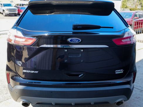 Used 2020 Ford Edge SEL w/ Convenience Package image 6