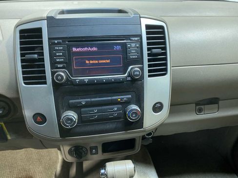 Used 2016 Nissan Frontier SV AWD/4WD image 16