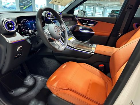 New 2026 Mercedes-Benz GLC 300 4MATIC image 7
