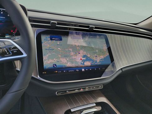 New 2026 Mercedes-Benz E 350 Sedan image 32