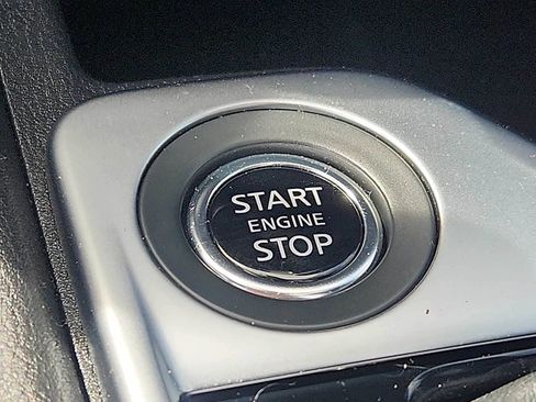 Certified 2023 Nissan Sentra SV FWD image 22