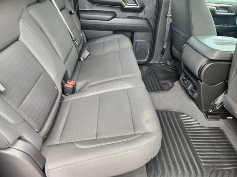 Used 2024 GMC Sierra 1500 Elevation image 31