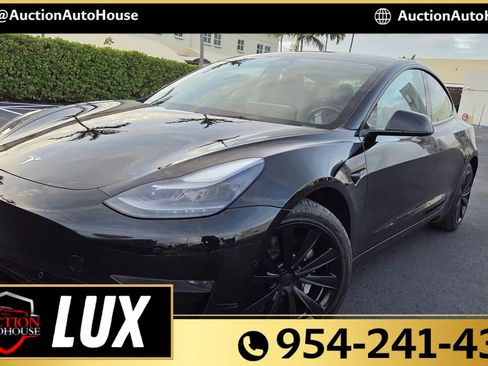 Used 2022 Tesla Model 3 image 1