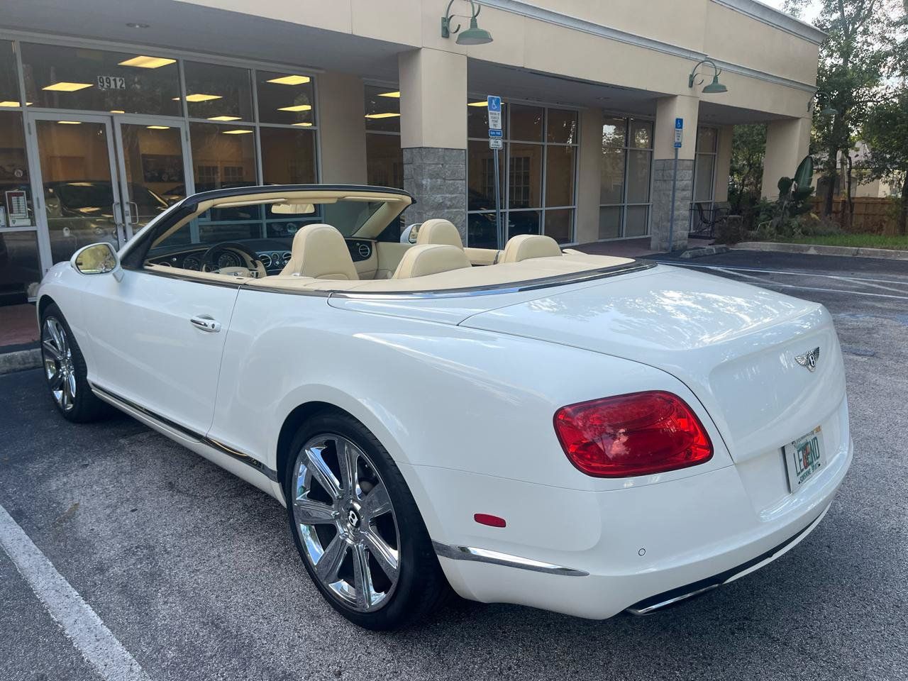 Used 2012 Bentley Continental GT AWD/4WD image 19