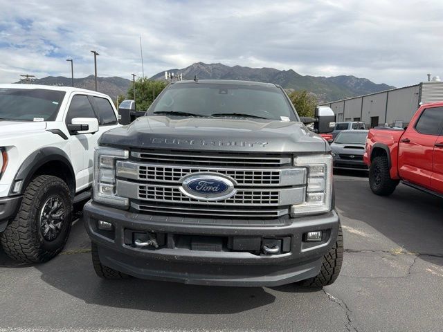 Used 2019 Ford F350 Platinum w/ Platinum Ultimate Package AWD/4WD image 5