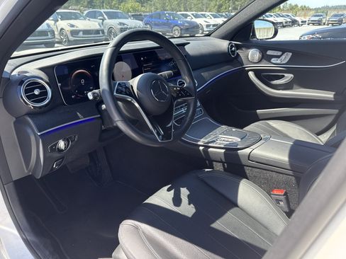 Used 2023 Mercedes-Benz E 350 4MATIC Sedan image 12