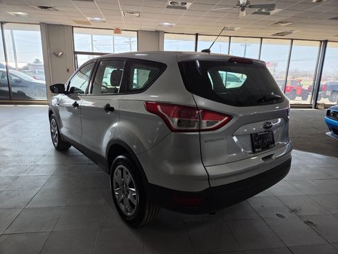 Used 2014 Ford Escape S image 5