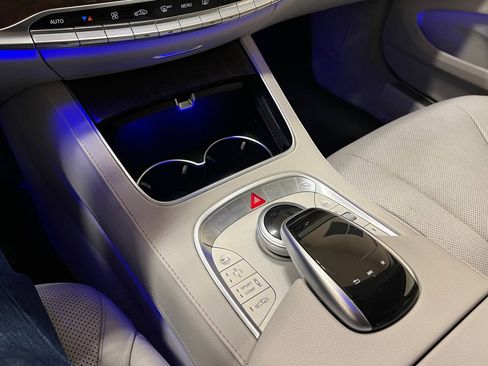 Used 2017 Mercedes-Benz S 550 Sedan image 29